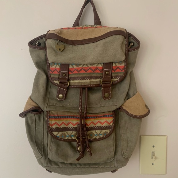 Backpack - Picture 1 of 4